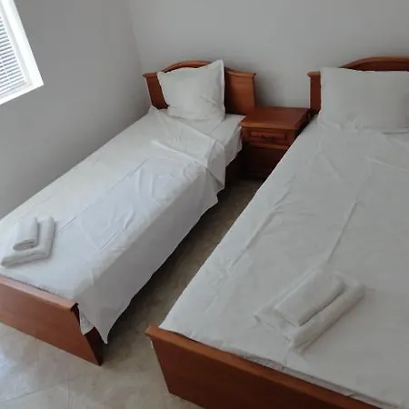 Bravo 5 Holiday Slăntjev Brjag